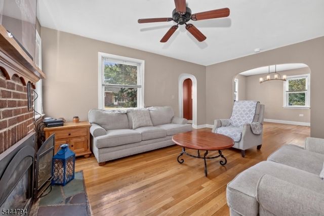 18 New Jersey Ave, Flemington Boro, NJ 08822
