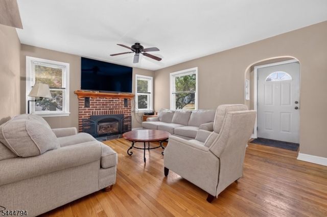 18 New Jersey Ave, Flemington Boro, NJ 08822