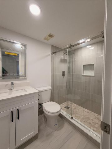 3110 N Pine Island Road 408, Sunrise, FL 33351