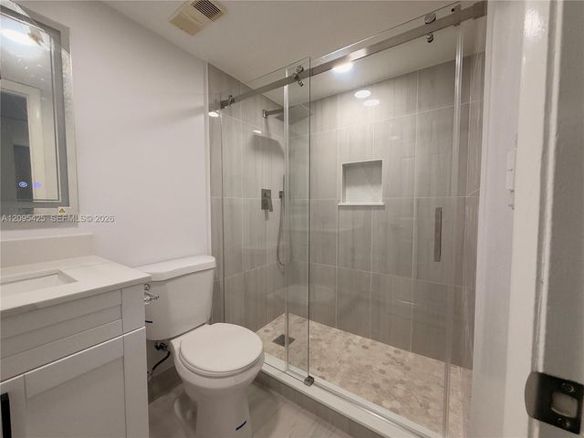 3110 N Pine Island Road 408, Sunrise, FL 33351