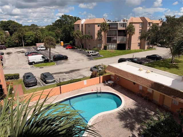 3110 N Pine Island Road 408, Sunrise, FL 33351