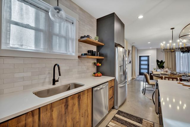 611 21st Ave, N, Nashville, TN 37203