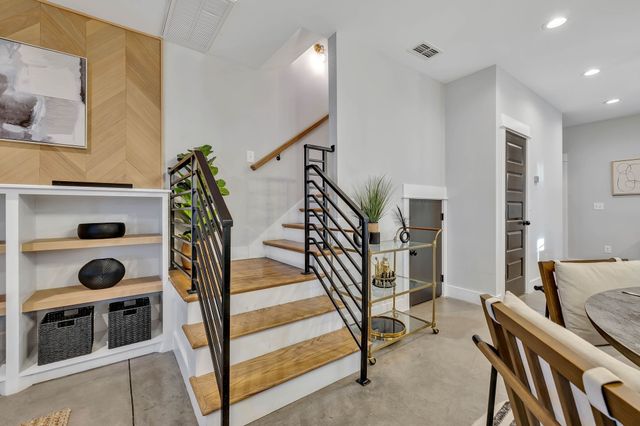 611 21st Ave, N, Nashville, TN 37203