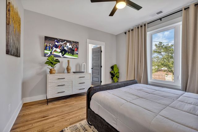 611 21st Ave, N, Nashville, TN 37203