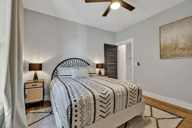 611 21st Ave, N, Nashville, TN 37203