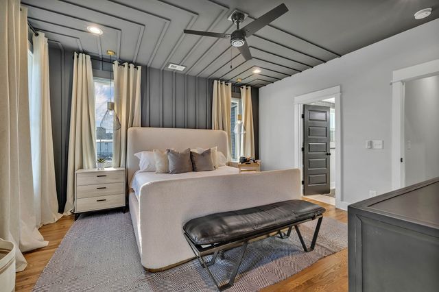 611 21st Ave, N, Nashville, TN 37203