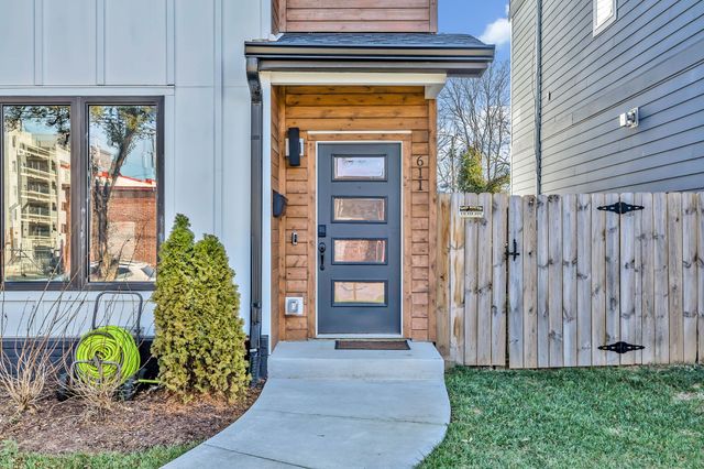 611 21st Ave, N, Nashville, TN 37203