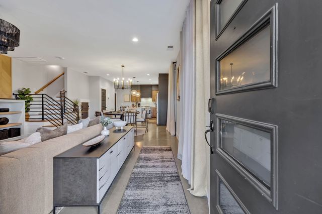 611 21st Ave, N, Nashville, TN 37203