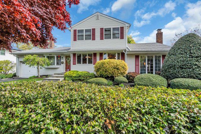 303 Timberpoint Road, East Islip, NY 11730