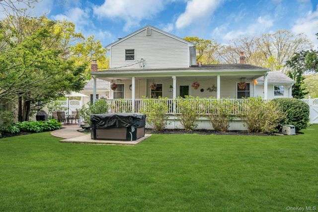 303 Timberpoint Road, East Islip, NY 11730