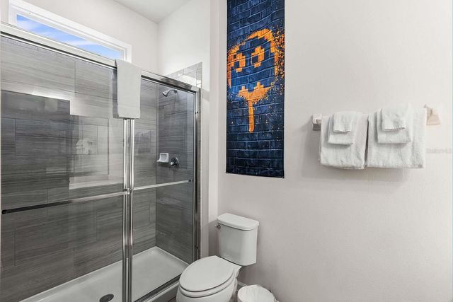 8025 OAK SHADOW COURT, Davenport, FL 33837