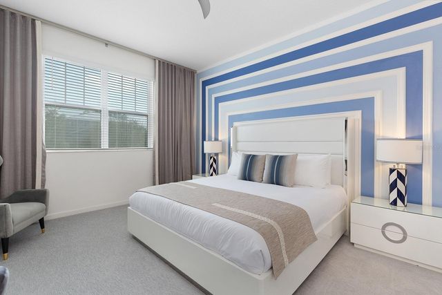 8025 OAK SHADOW COURT, Davenport, FL 33837