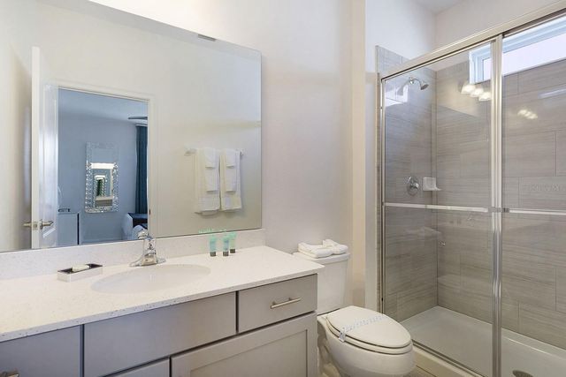 8025 OAK SHADOW COURT, Davenport, FL 33837