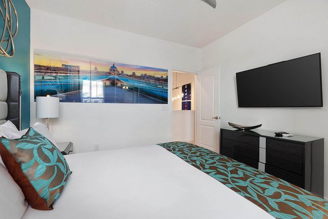 8025 OAK SHADOW COURT, Davenport, FL 33837