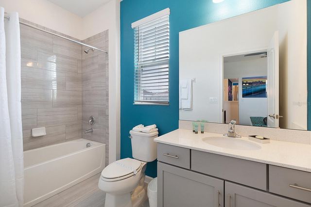 8025 OAK SHADOW COURT, Davenport, FL 33837