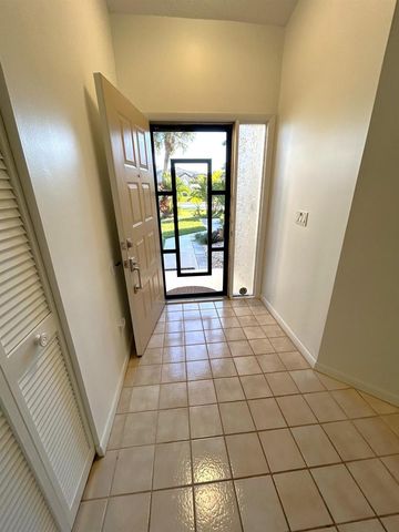 7207 Le Chalet Boulevard, Boynton Beach, FL 33472