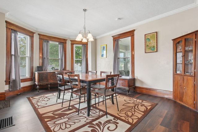 107 S Warren Avenue, Columbus, OH 43204