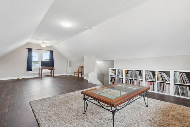 107 S Warren Avenue, Columbus, OH 43204