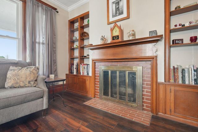 107 S Warren Avenue, Columbus, OH 43204