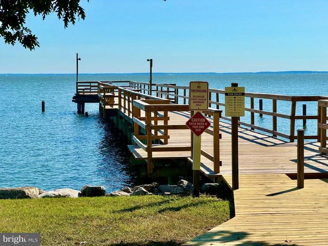 4728 FREDERICK AVE, Shady Side, MD 20764