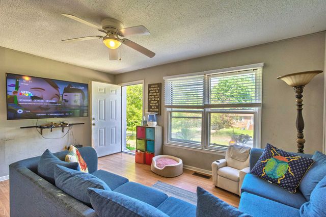 429 Killion Dr, Gaffney, SC 29340