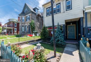 2212 PERKIOMEN AVE, Reading, PA 19606