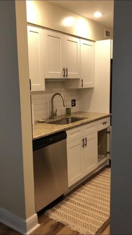 2305 N Congress Avenue 28, Boynton Beach, FL 33426