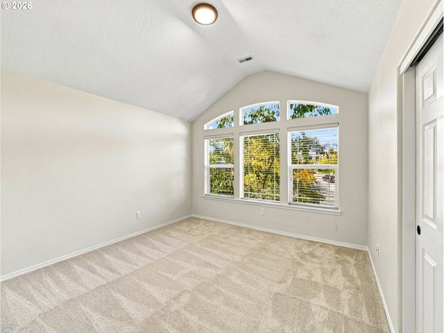 12725 Se DREAM WEAVER Ct, Happy Valley, OR 97086
