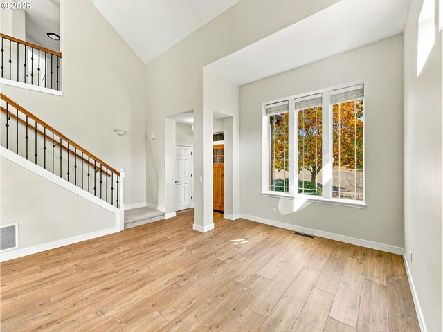 12725 Se DREAM WEAVER Ct, Happy Valley, OR 97086