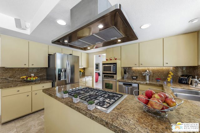 2607 S Calle Palo Fierro, Palm Springs, CA 92264