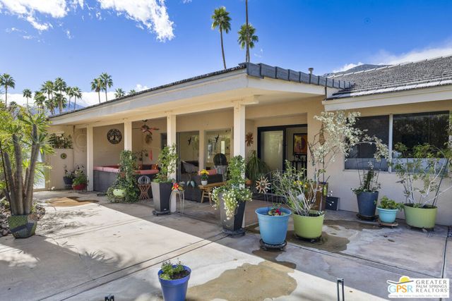 2607 S Calle Palo Fierro, Palm Springs, CA 92264