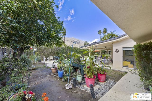 2607 S Calle Palo Fierro, Palm Springs, CA 92264