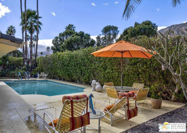 2607 S Calle Palo Fierro, Palm Springs, CA 92264