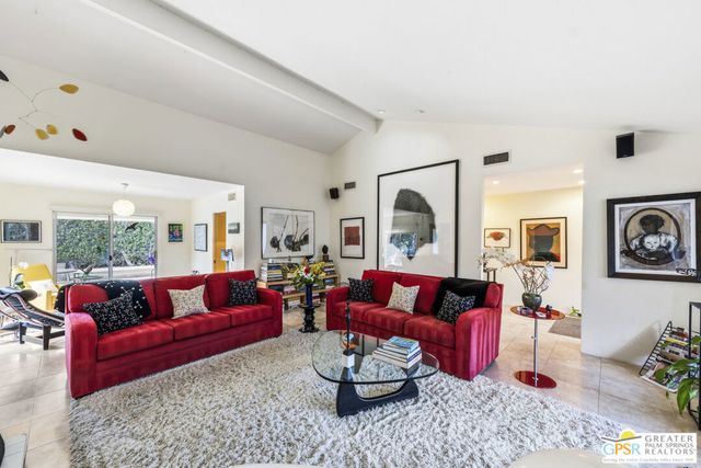 2607 S Calle Palo Fierro, Palm Springs, CA 92264