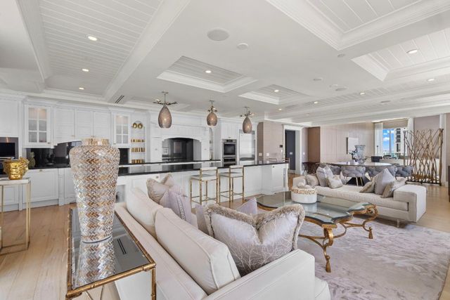 350 SE 2nd Street GPH10, Fort Lauderdale, FL 33301