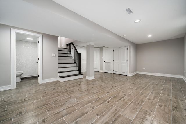 8449 S Euclid Avenue, Chicago, IL 60617