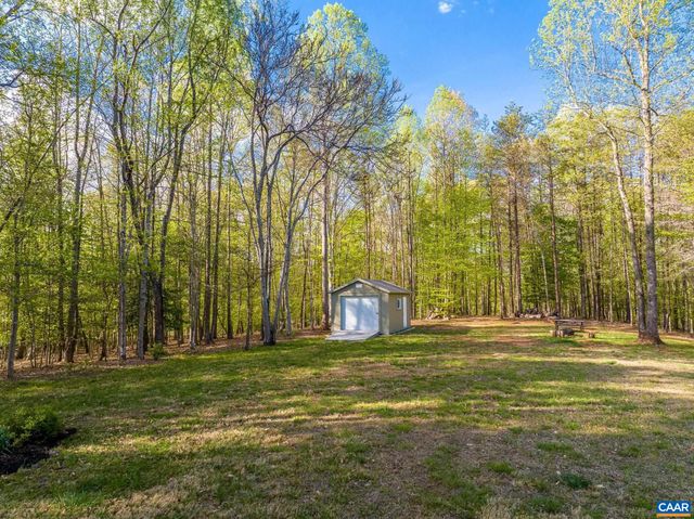 1089 BROKEN ISLAND RD, Palmyra, VA 22963