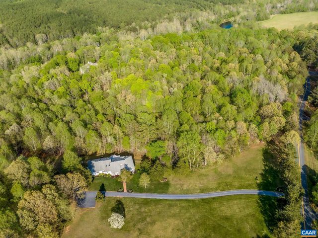 1089 BROKEN ISLAND RD, Palmyra, VA 22963