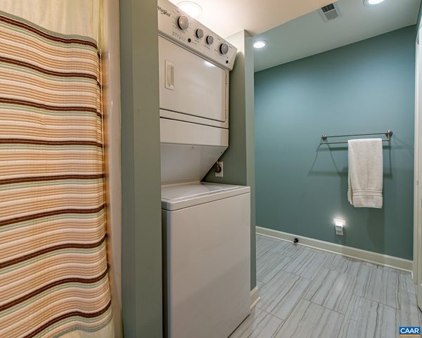 1089 BROKEN ISLAND RD, Palmyra, VA 22963