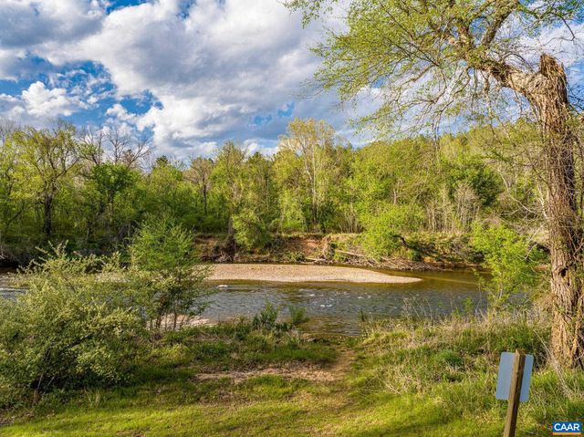 1089 BROKEN ISLAND RD, Palmyra, VA 22963