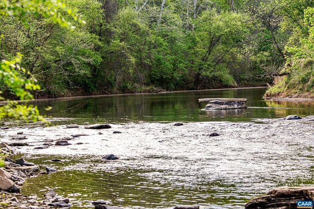 1089 BROKEN ISLAND RD, Palmyra, VA 22963