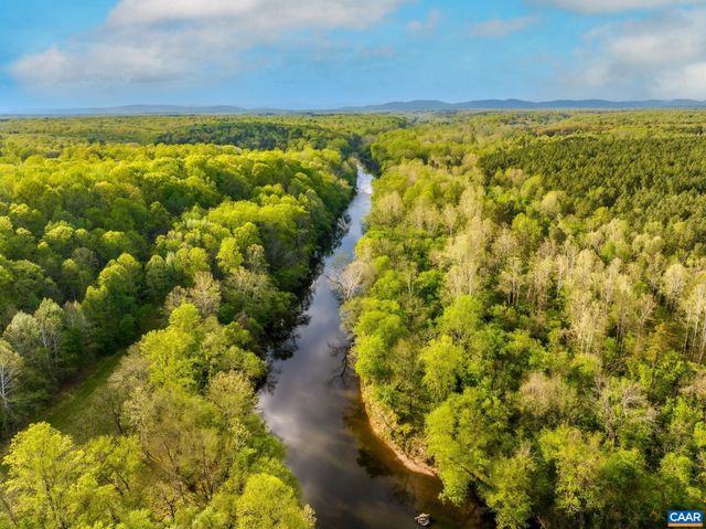 1089 BROKEN ISLAND RD, Palmyra, VA 22963
