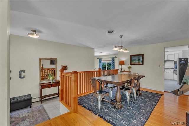 145 East Maplemere Road, Amherst, NY 14221