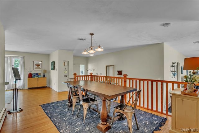 145 East Maplemere Road, Amherst, NY 14221
