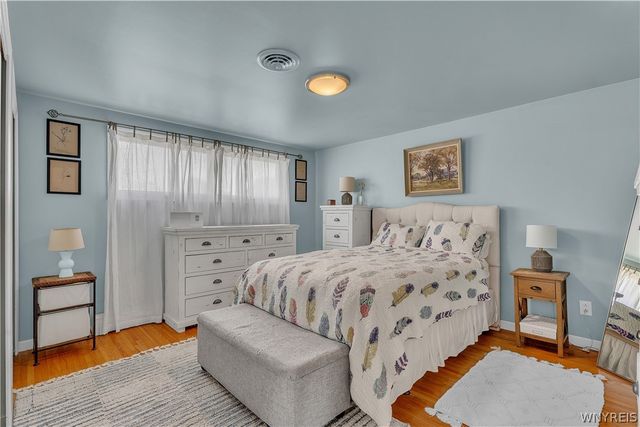 145 East Maplemere Road, Amherst, NY 14221