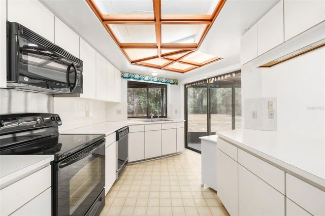 12221 SW 16TH STREET, Micanopy, FL 32667