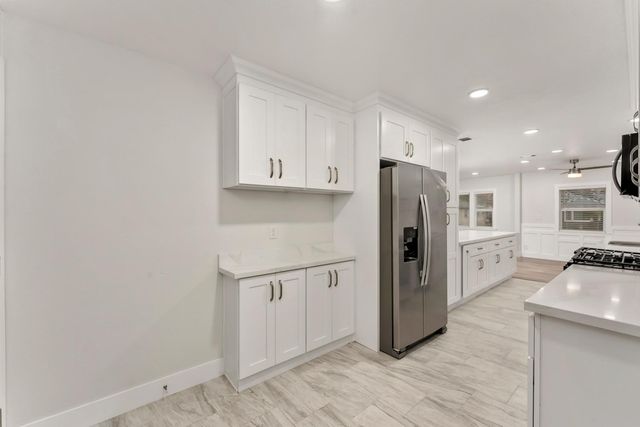 3308 Hunnicutt Ln, Sacramento, CA 95821