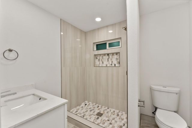 3308 Hunnicutt Ln, Sacramento, CA 95821