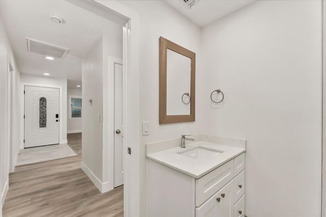 3308 Hunnicutt Ln, Sacramento, CA 95821