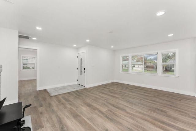 3308 Hunnicutt Ln, Sacramento, CA 95821